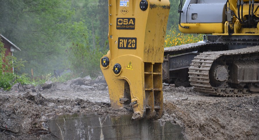 Épületbontás Csorna